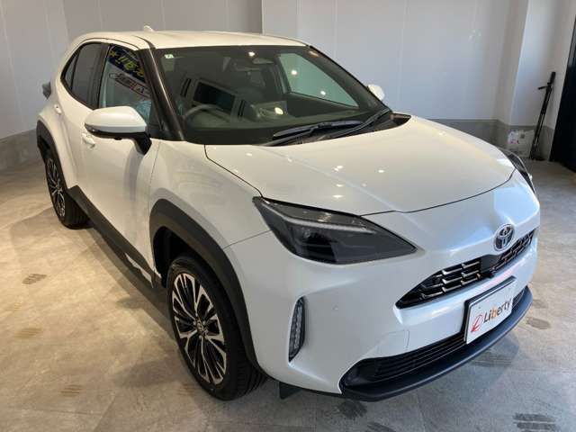 YARIS CROSS HYBRID
