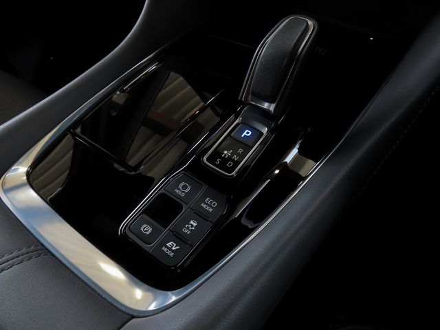 ALPHARD hybrid