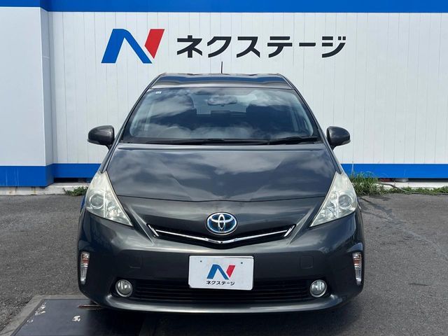 PRIUS Alpha