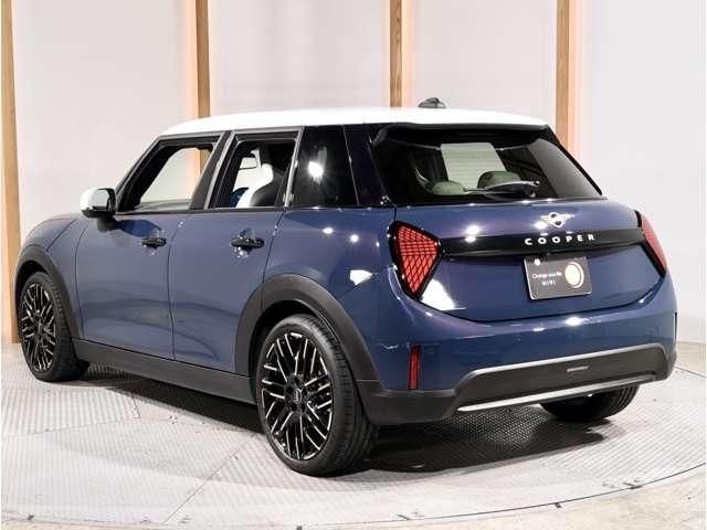 MINI COOPER 5DOOR