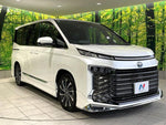 VOXY HYBRID