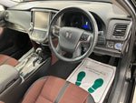 CROWN sedan hybrid