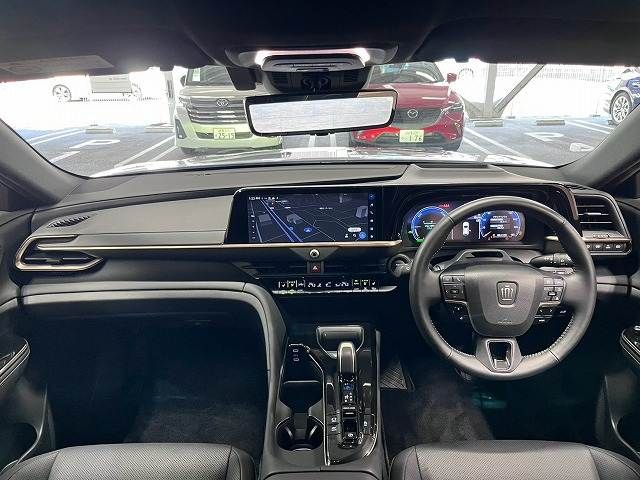 CROWN SPORT