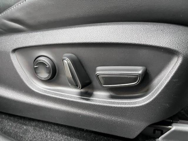 CROWN SPORT