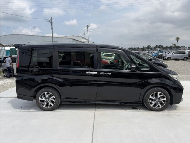 STEPWAGON SPADA