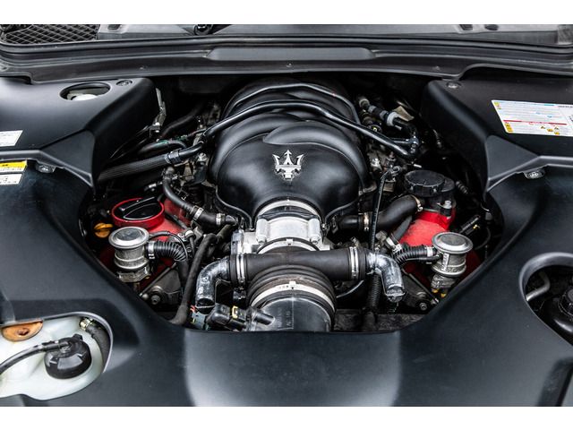 MASERATI GRANTURISMO