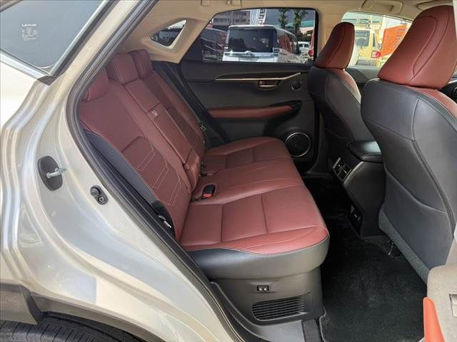 LEXUS NX200t AWD