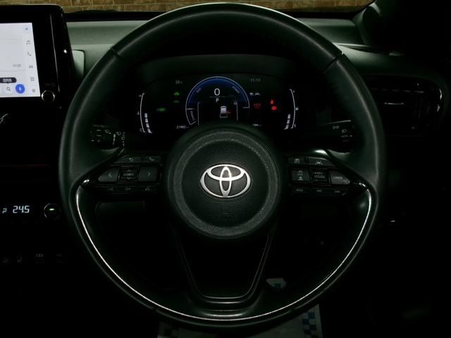 YARIS CROSS HYBRID