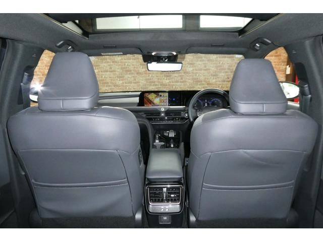 CROWN SPORT
