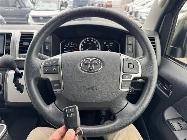 HIACE van 2WD