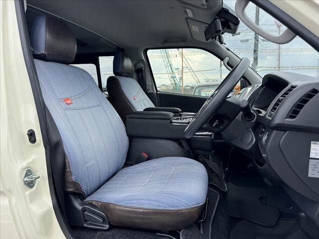 HIACE van 2WD