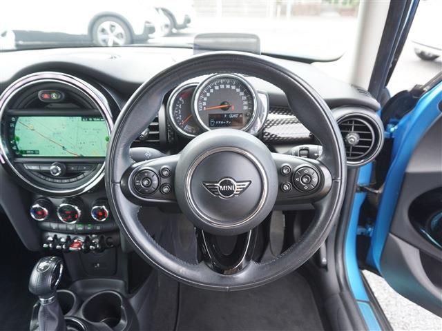 MINI COOPER SD 5DOOR