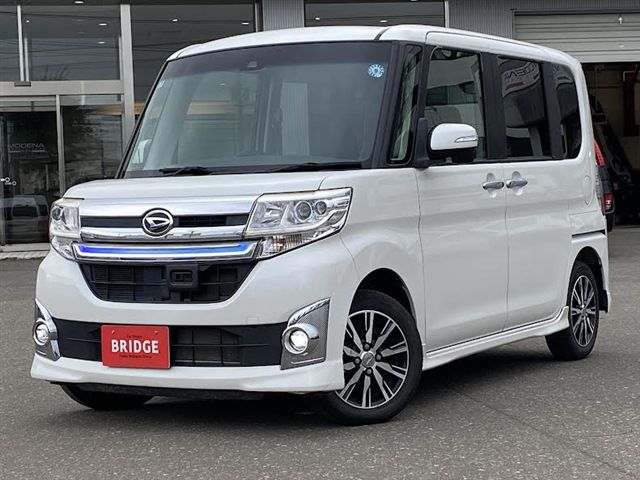 TANTO CUSTOM 4WD