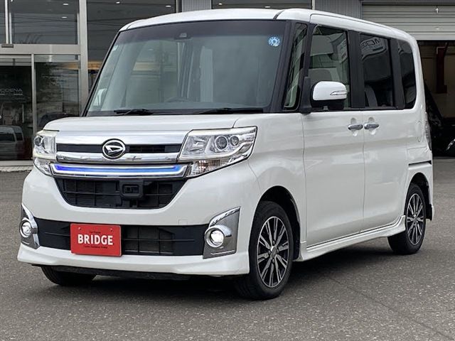 TANTO CUSTOM 4WD