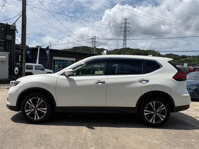 X-TRAIL 2WD