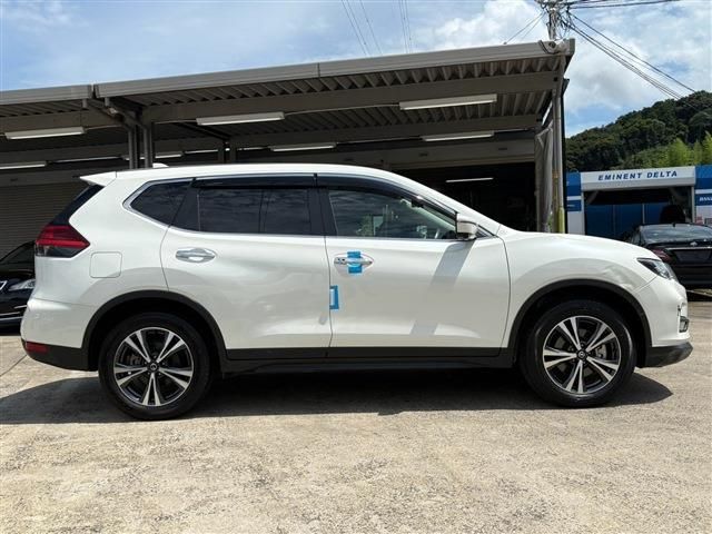 X-TRAIL 2WD