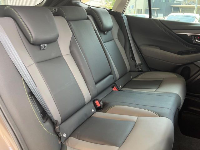 LEGACY OUTBACK
