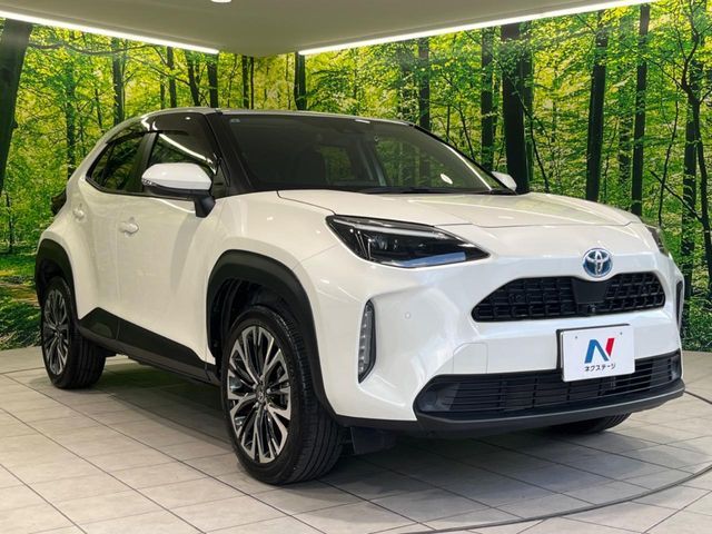 YARIS CROSS HYBRID