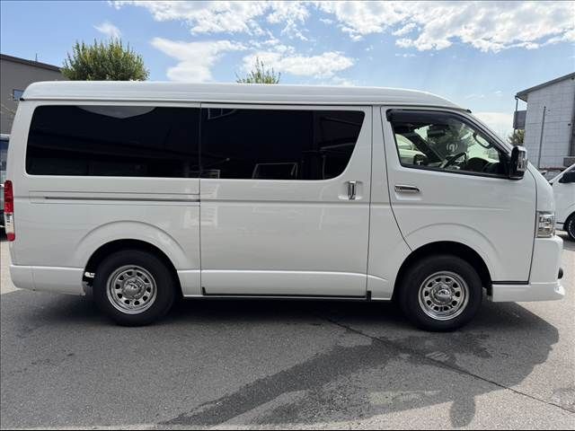 HIACE van 4WD