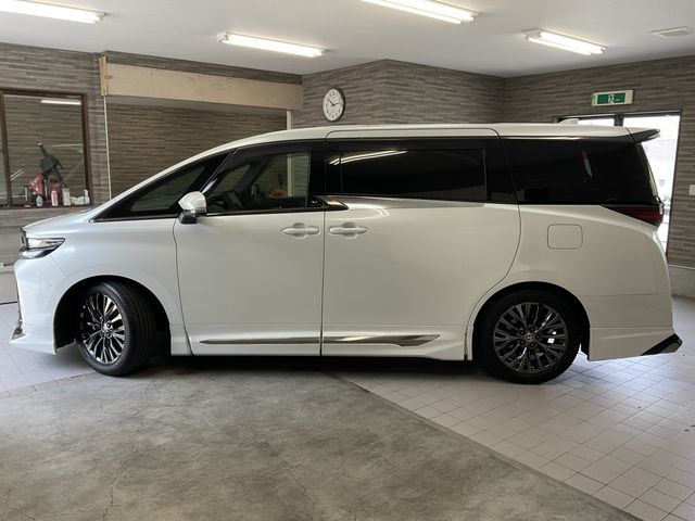 VELLFIRE  HYBRID
