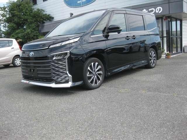 VOXY HYBRID
