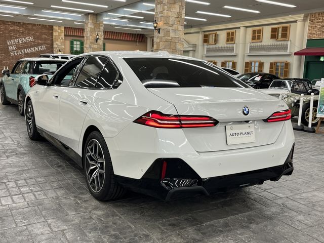 BMW 5series sedan