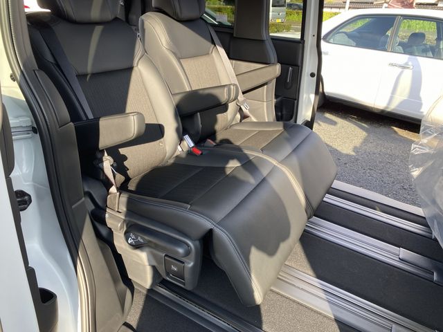 STEPWAGON SPADA 4WD