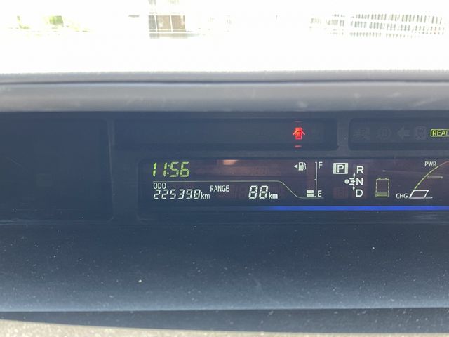 PRIUS Alpha