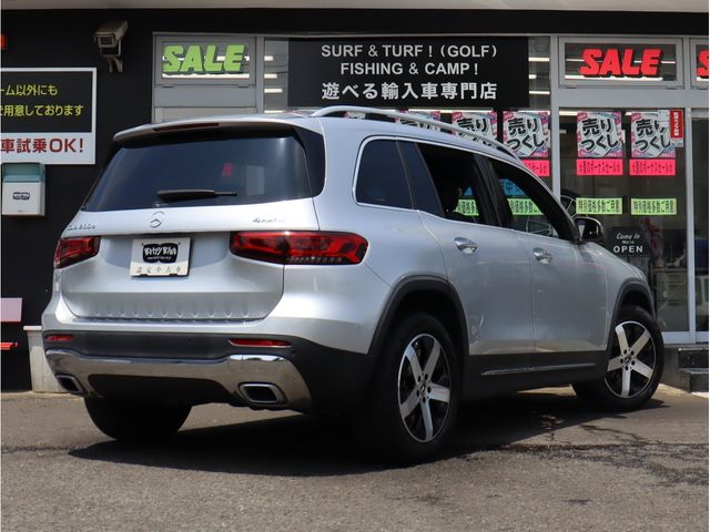 MERCEDES BENZ GLB