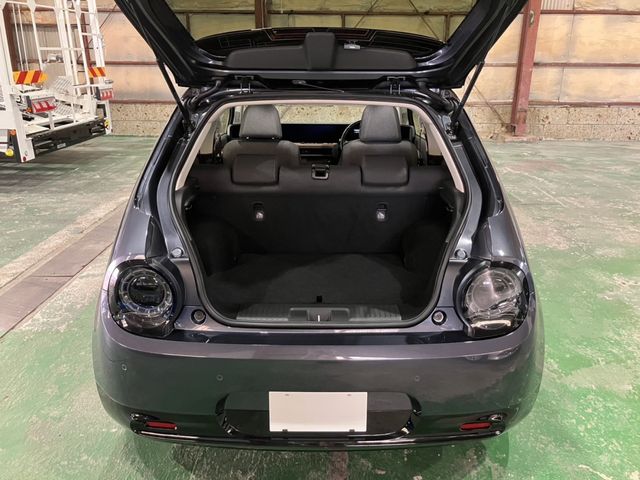 Honda e