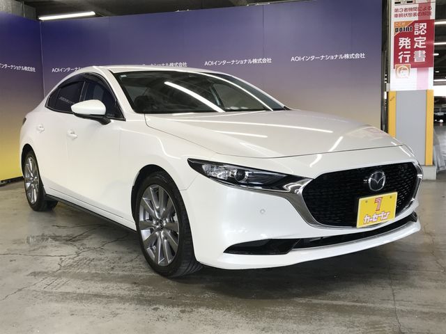 MAZDA3 SEDAN