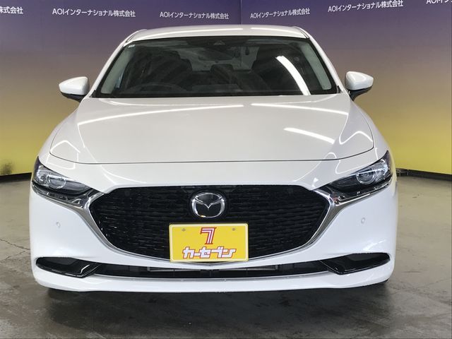 MAZDA3 SEDAN