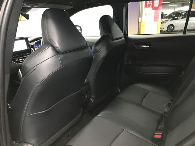COROLLA CROSS HYBRID