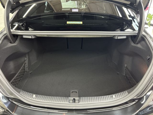 MERCEDES BENZ C class sedan
