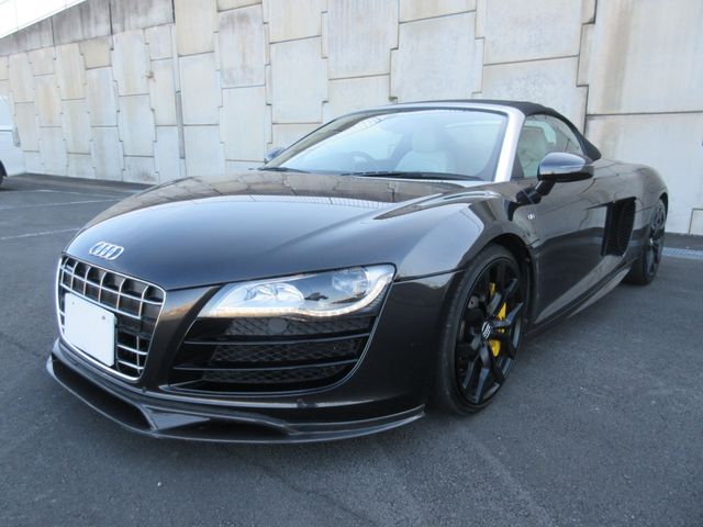 AUDI R8 Spyder
