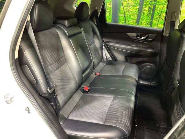 X-TRAIL 2WD
