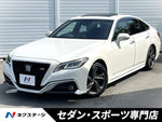 CROWN sedan hybrid