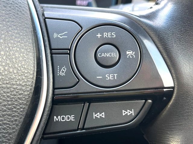 CROWN sedan hybrid