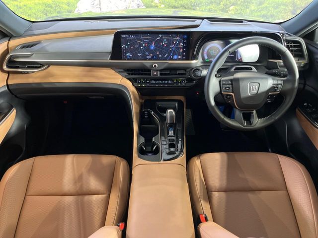 CROWN SPORT