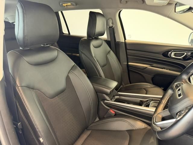 JEEP COMMANDER