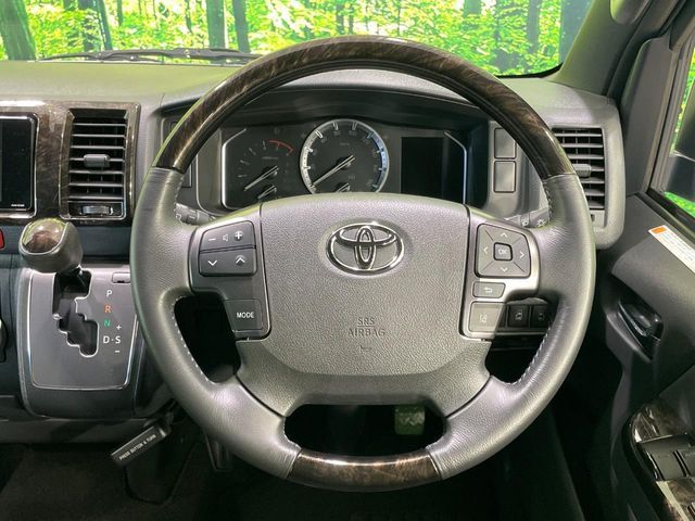 HIACE van 2WD