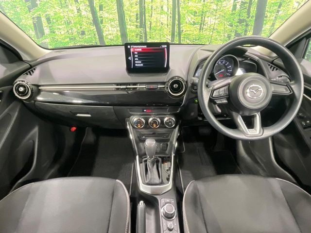 MAZDA2
