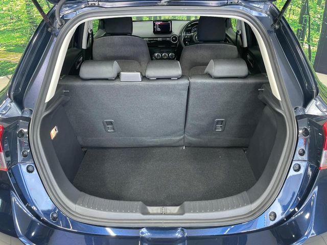MAZDA2