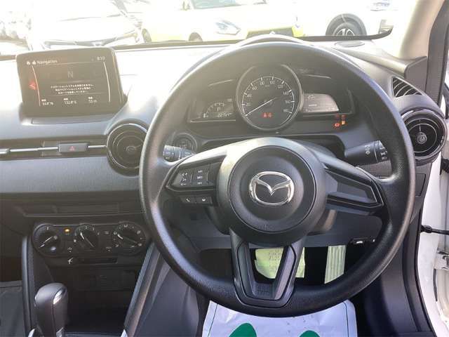 MAZDA2