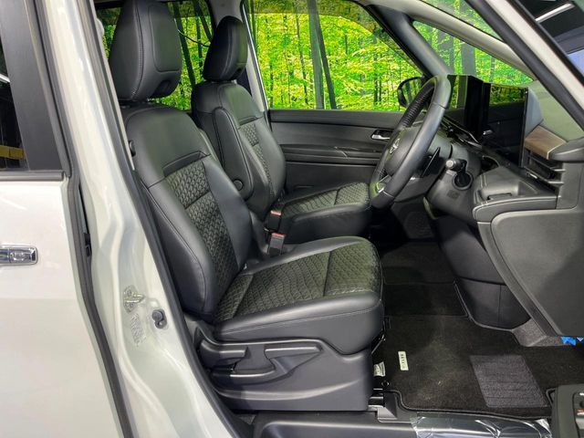 SERENA  WG 4WD