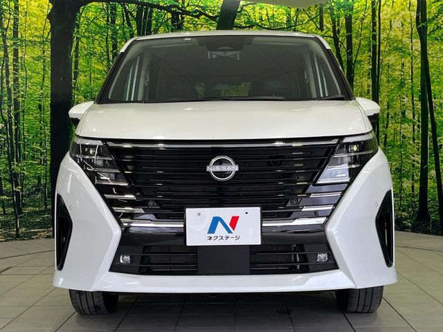 SERENA  WG 4WD