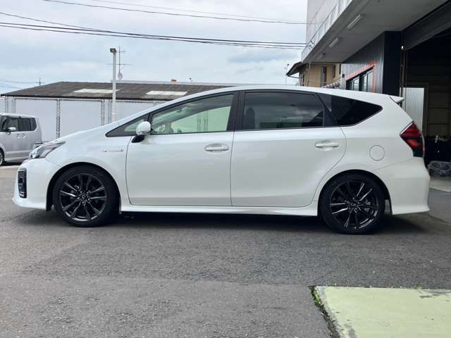 PRIUS Alpha