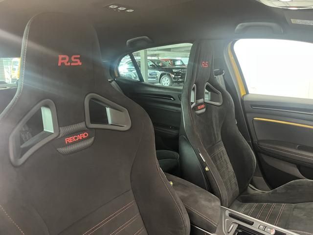 RENAULT MEGANE hatchback