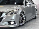 CROWN sedan