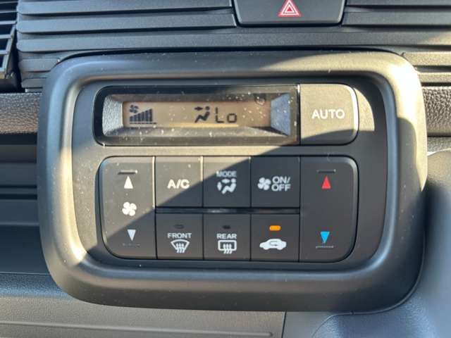 N-VAN